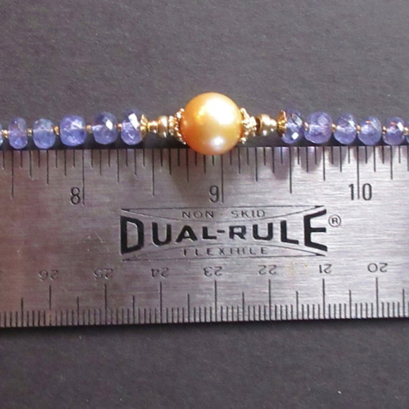 GOLDEN TAHITIAN PEARL & FACETED TANZANITE NECKLACE - Picture 7 of 8